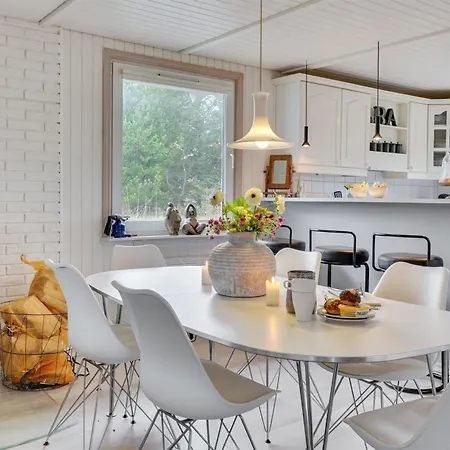 Feriehus Ursel - 800m From The Sea By Interhome *